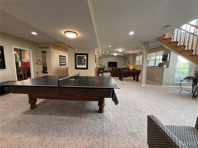 818 Summit Glen Court, Fenton, MO 63026