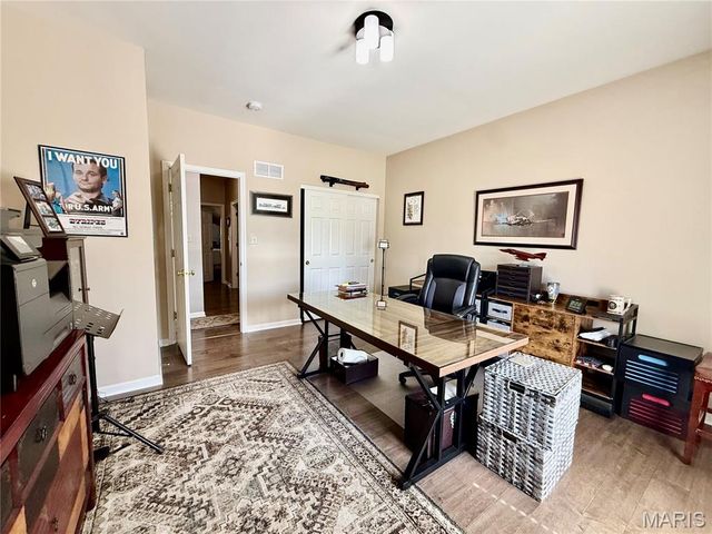 818 Summit Glen Court, Fenton, MO 63026