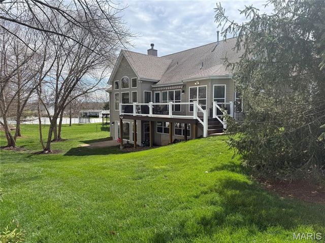 818 Summit Glen Court, Fenton, MO 63026
