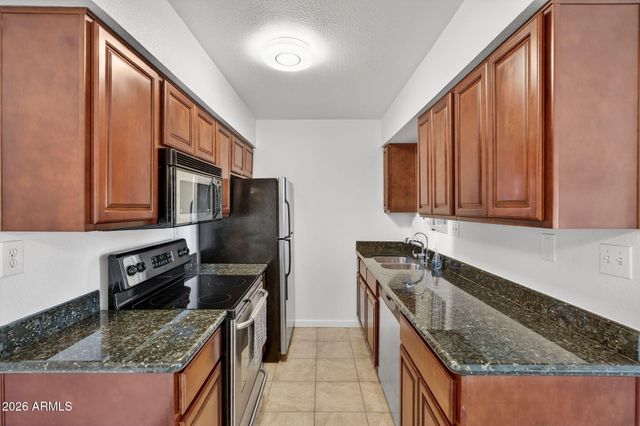 5877 N GRANITE REEF Road 1134, Scottsdale, AZ 85250