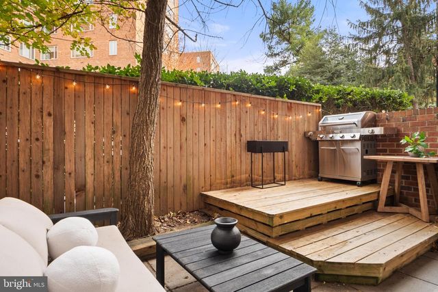 4311 MASSACHUSETTS NW, Washington, DC 20016