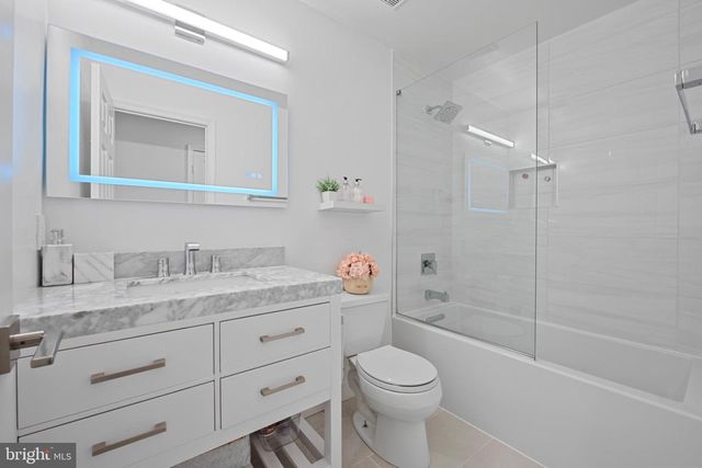 4311 MASSACHUSETTS NW, Washington, DC 20016