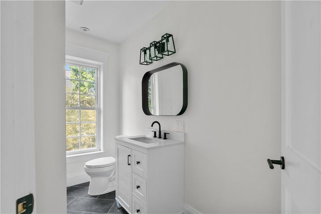 43 Rhode Island Avenue, Newport, RI 02840