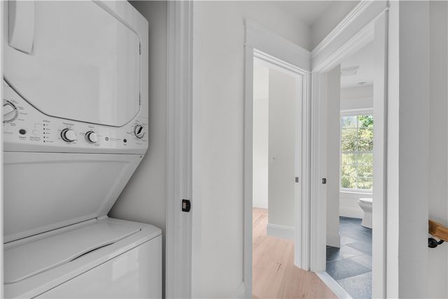 43 Rhode Island Avenue, Newport, RI 02840