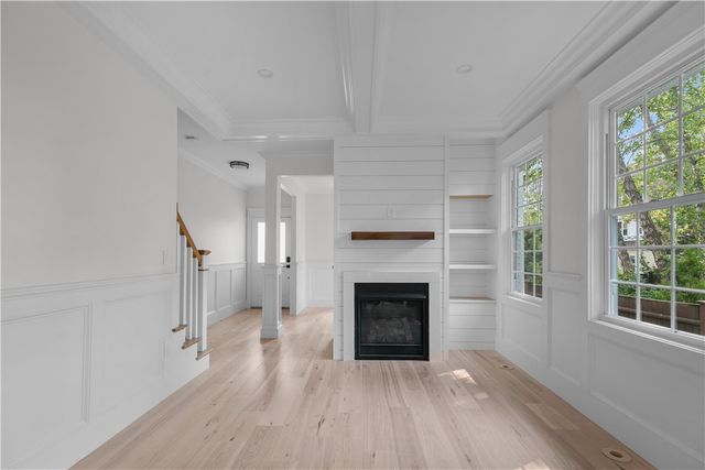 43 Rhode Island Avenue, Newport, RI 02840