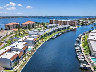 4218 SE 20th PL # D5, Cape Coral, FL 33904