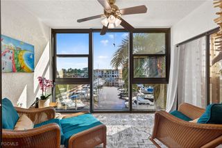 801 River Point DR 203A, Naples, FL 34102
