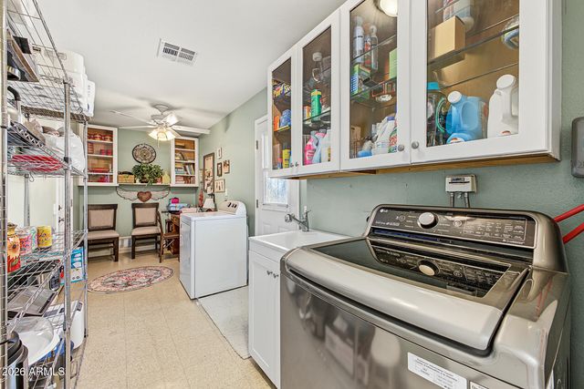 9608 W BROKENSTONE Drive, Sun City, AZ 85351