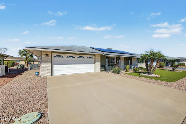 9608 W BROKENSTONE Drive, Sun City, AZ 85351