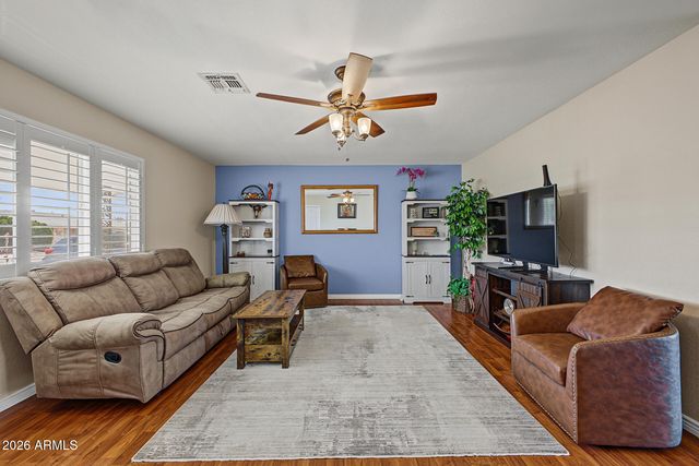 9608 W BROKENSTONE Drive, Sun City, AZ 85351