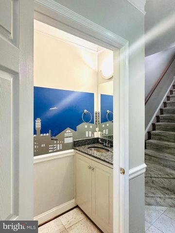 618 N PITT ST, Alexandria, VA 22314