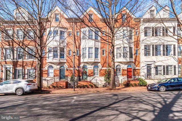 618 N PITT ST, Alexandria, VA 22314