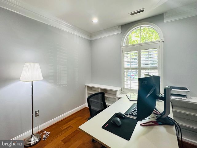 618 N PITT ST, Alexandria, VA 22314