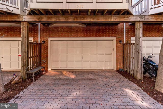 618 N PITT ST, Alexandria, VA 22314
