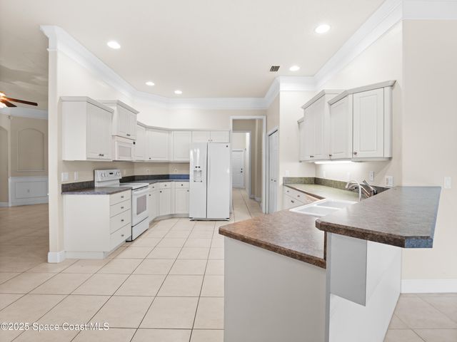 255 Brightwater Drive SE, Palm Bay, FL 32909