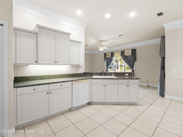 255 Brightwater Drive SE, Palm Bay, FL 32909