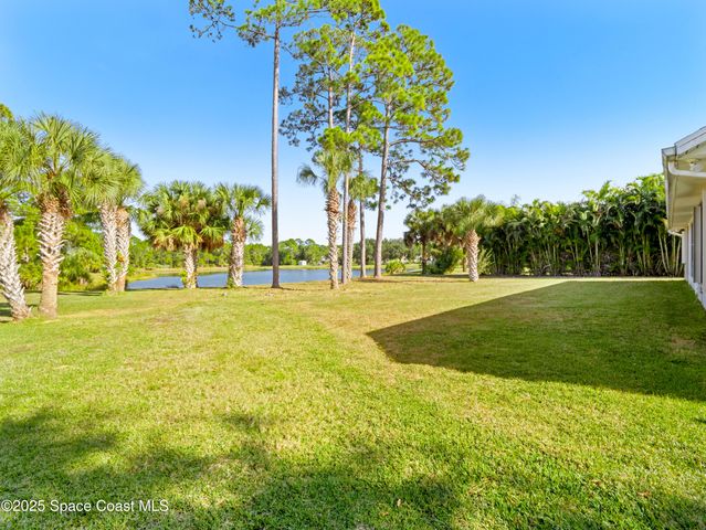 255 Brightwater Drive SE, Palm Bay, FL 32909