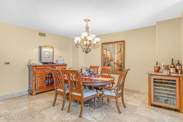 2095 Jimmy Buffett Mem Highway 4204d, Indian Harbour Beach, FL 32937