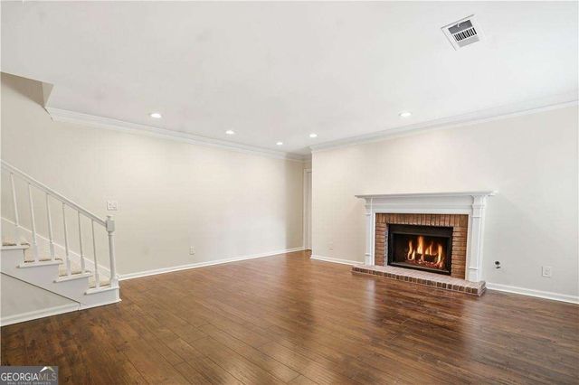 128 Great Oaks Lane, Roswell, GA 30075