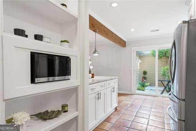 128 Great Oaks Lane, Roswell, GA 30075