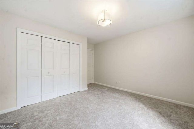 128 Great Oaks Lane, Roswell, GA 30075