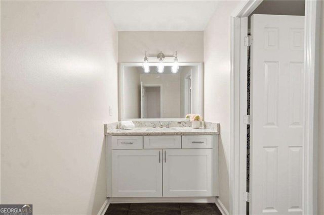 128 Great Oaks Lane, Roswell, GA 30075