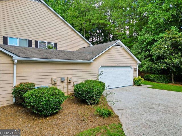 128 Great Oaks Lane, Roswell, GA 30075