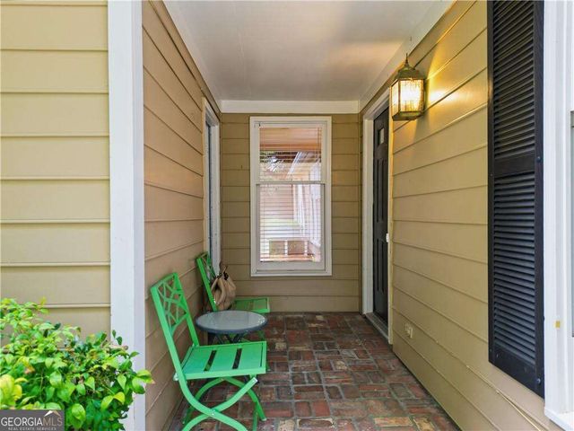 128 Great Oaks Lane, Roswell, GA 30075