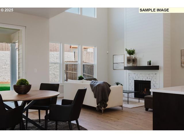12320 Sw SILVERTIP St, Beaverton, OR 97007