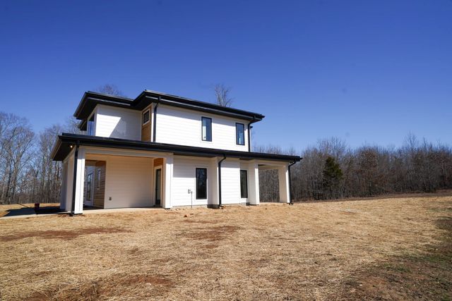943 Overlook Trl, Stewart, TN 37175