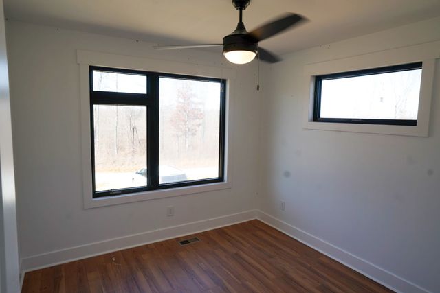 943 Overlook Trl, Stewart, TN 37175