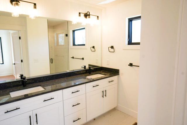 943 Overlook Trl, Stewart, TN 37175