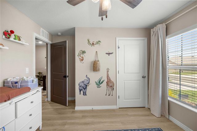 6801 SE 3RD LOOP, Ocala, FL 34472