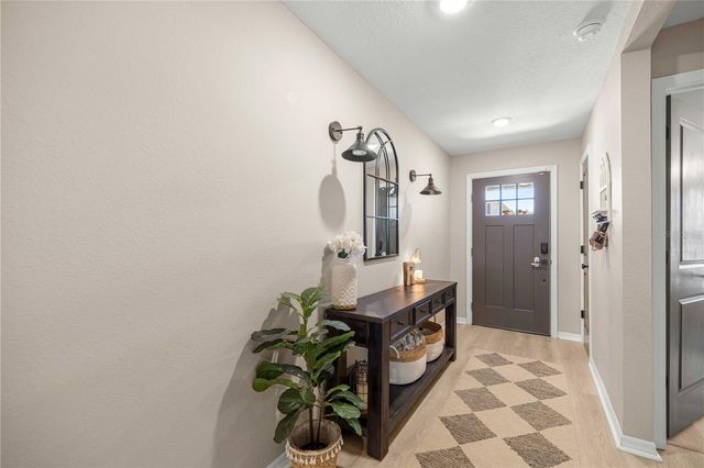 6801 SE 3RD LOOP, Ocala, FL 34472