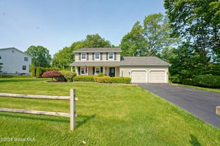 400 Donald Drive, Rotterdam, NY 12306