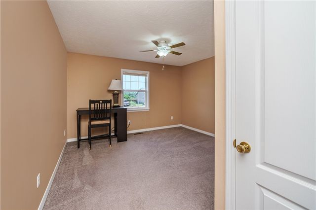 1303 Sunset Boulevard, Berryville, AR 72616