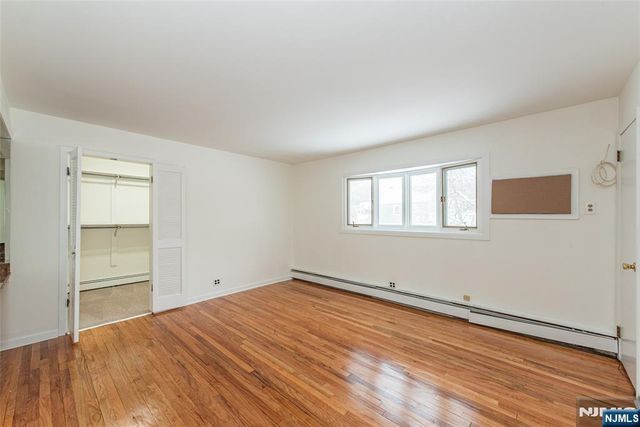 27 Balston Drive, Verona, NJ 07044