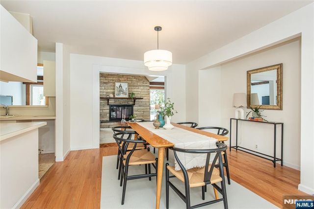 27 Balston Drive, Verona, NJ 07044