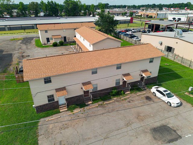 1099 W Elm St, Cabot, AR 72023