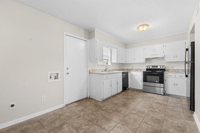 1099 W Elm St, Cabot, AR 72023