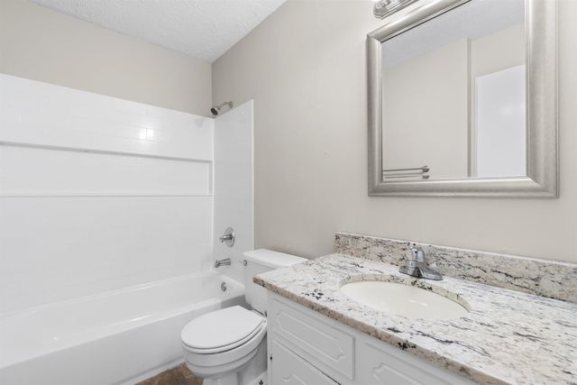 1099 W Elm St, Cabot, AR 72023