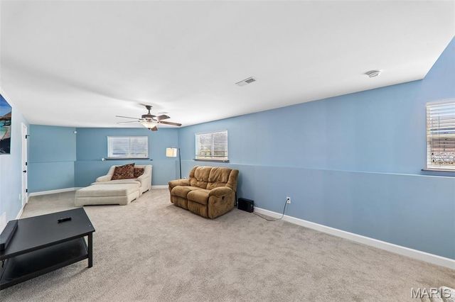 731 W 5th Street, St Jacob, IL 62281