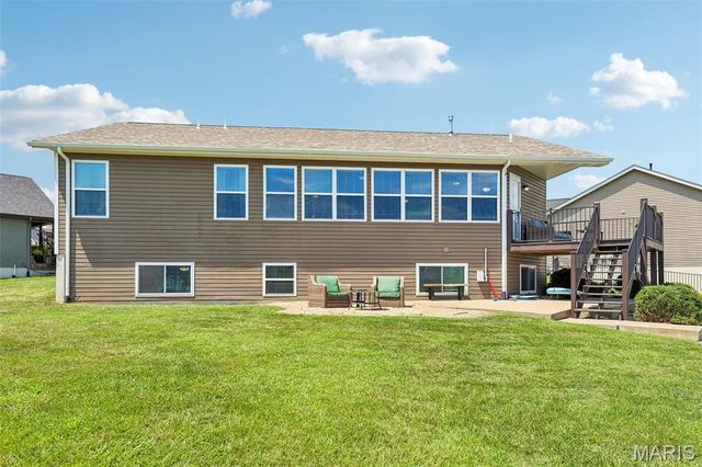 731 W 5th Street, St Jacob, IL 62281