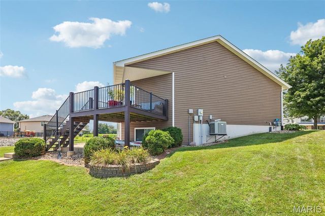 731 W 5th Street, St Jacob, IL 62281