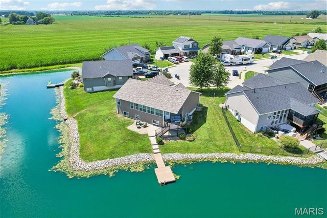 731 W 5th Street, St Jacob, IL 62281
