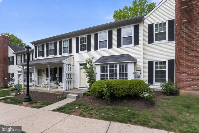 265 LIBERTY DR, Langhorne, PA 19047