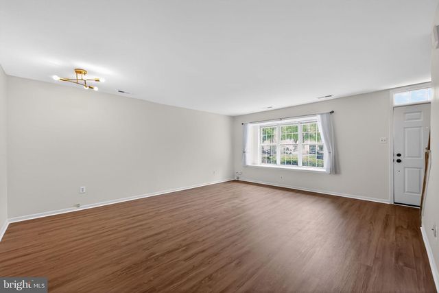 265 LIBERTY DR, Langhorne, PA 19047
