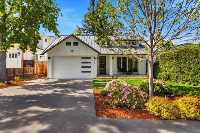 2130 Mills Avenue, Menlo Park, CA 94025