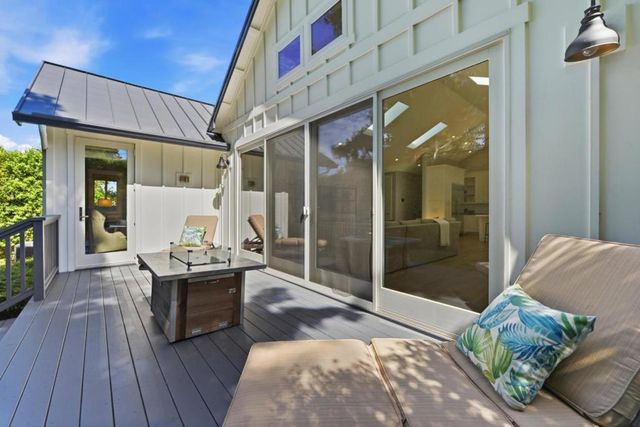 2130 Mills Avenue, Menlo Park, CA 94025