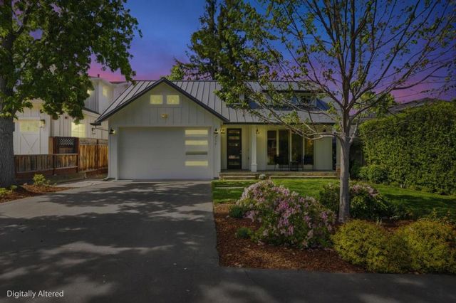 2130 Mills Avenue, Menlo Park, CA 94025